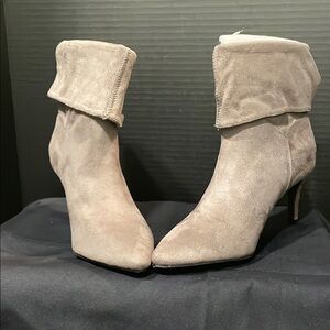 Rouge! Gray Heeled Boots with High Slender Heel and Folded Cuff